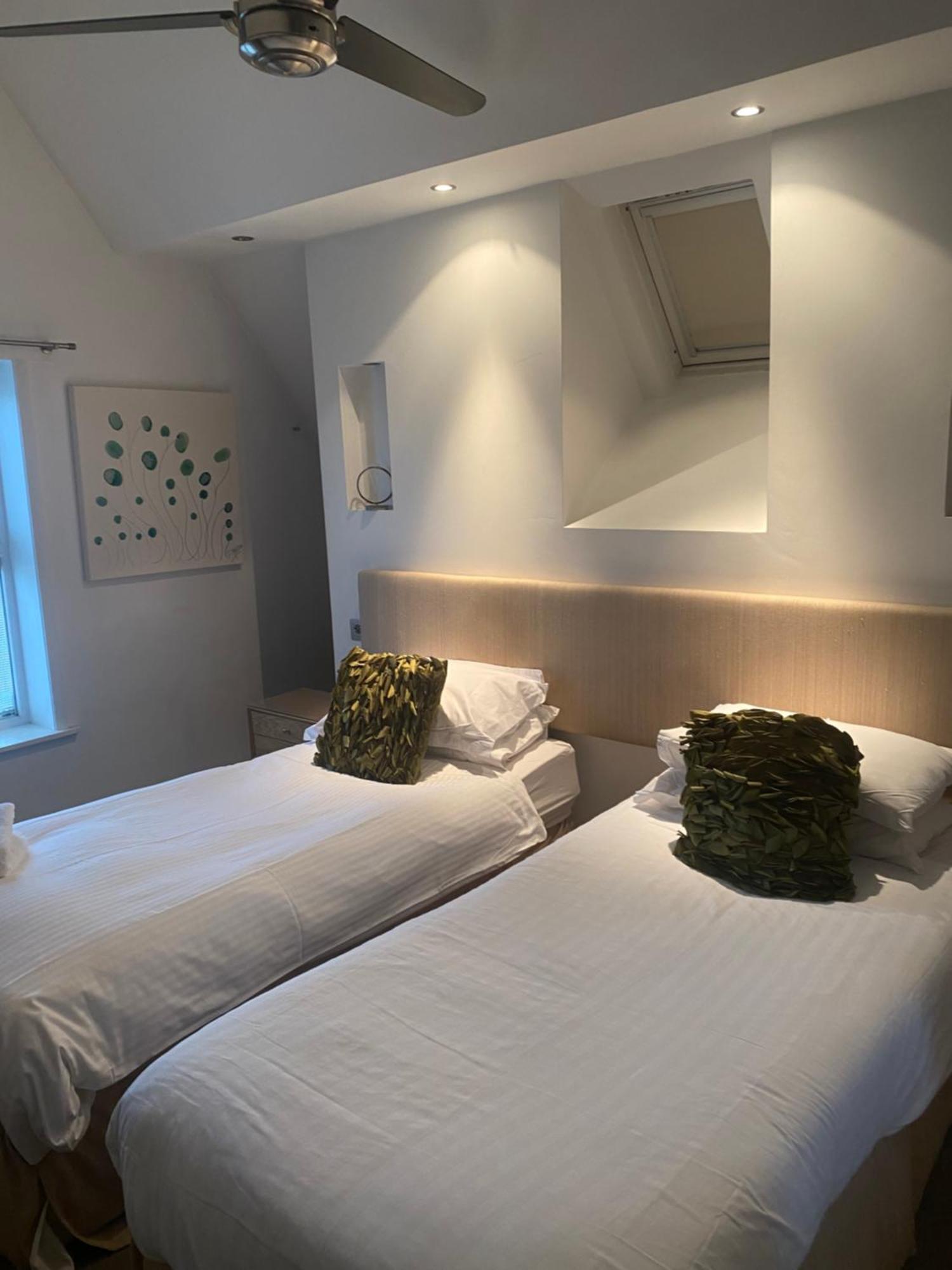 莱瑟姆住宿加早餐旅馆 外观 照片
